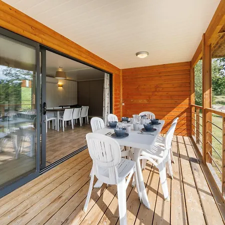 בקתה Les Demeures Du Saint-Rémy-sur-Durolle