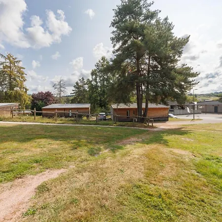 בקתה Les Demeures Du *